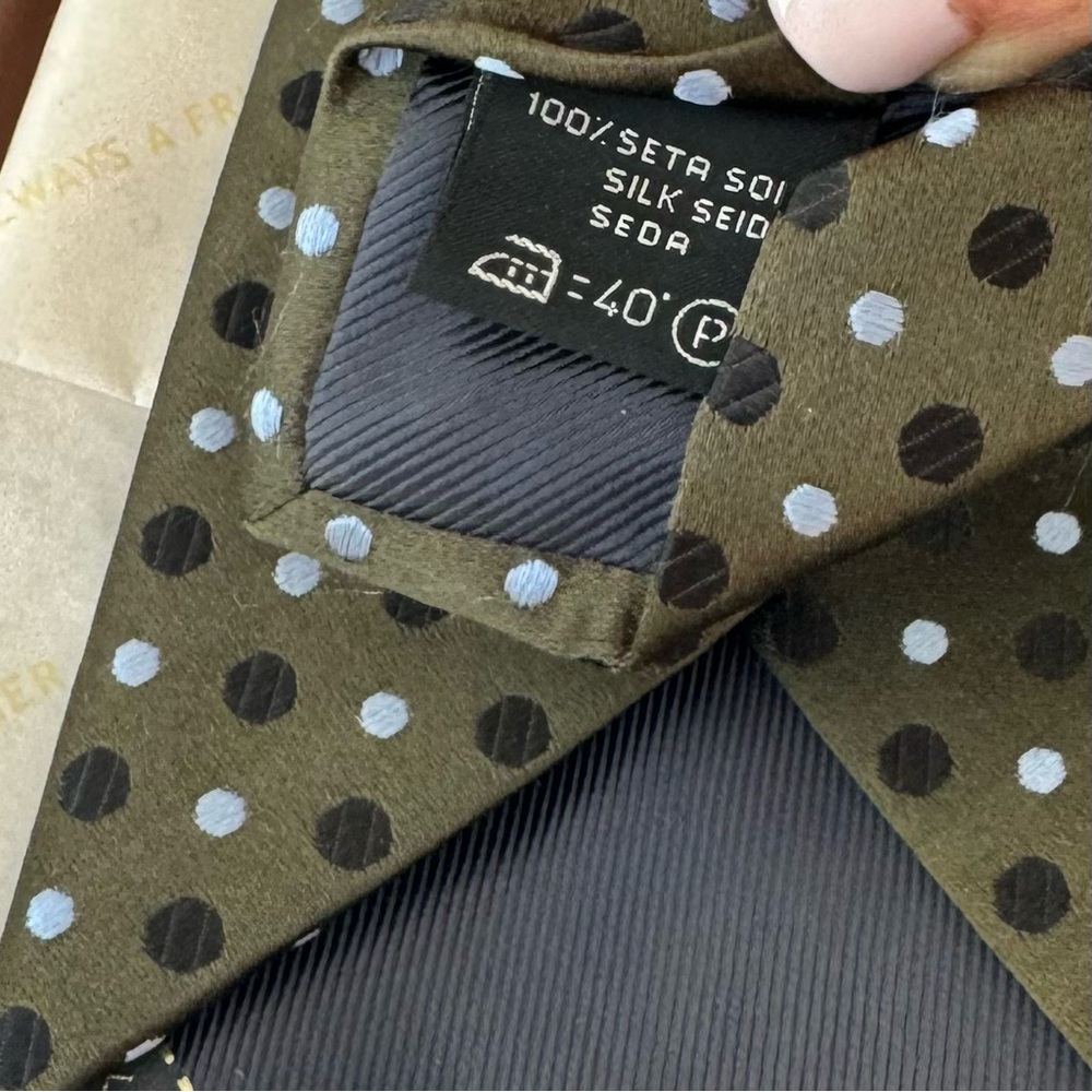 Designer tie - Picture 3 of 5
